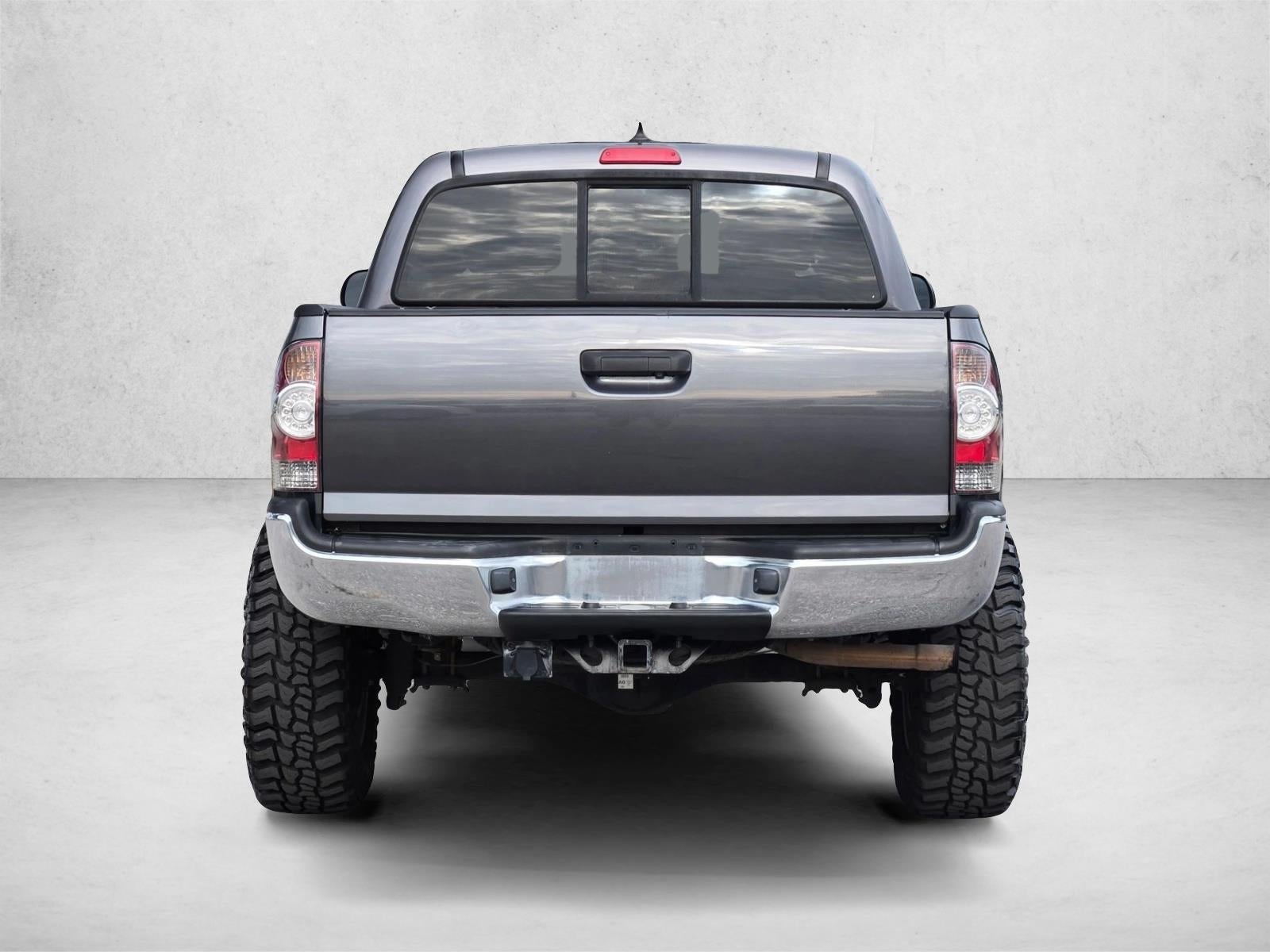 2015 Toyota Tacoma 4WD Double Cab Short Bed V6 Automatic (Natl)