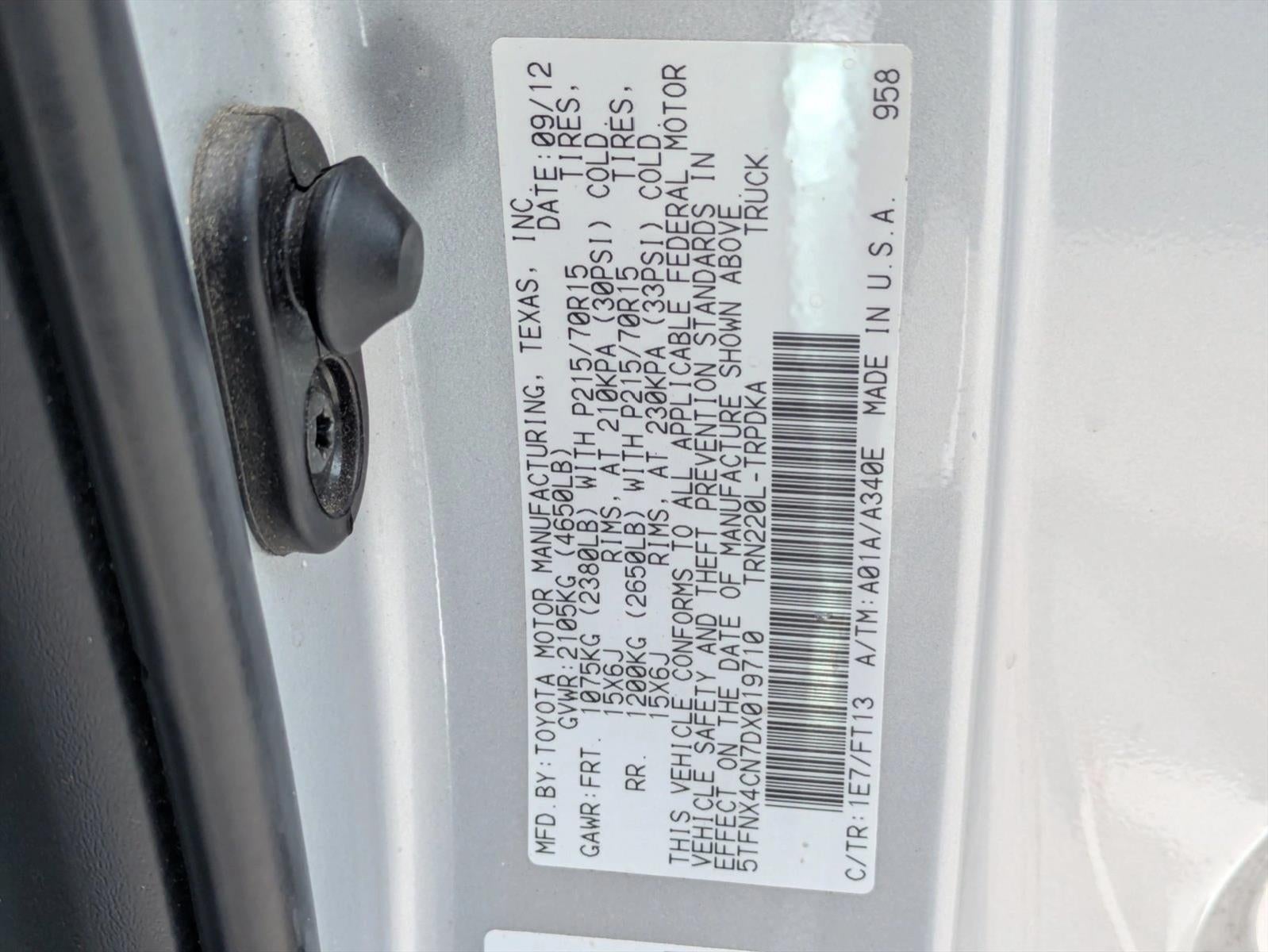 2013 Toyota Tacoma 2WD Regular Cab Standard Bed I4 Automatic (Natl)