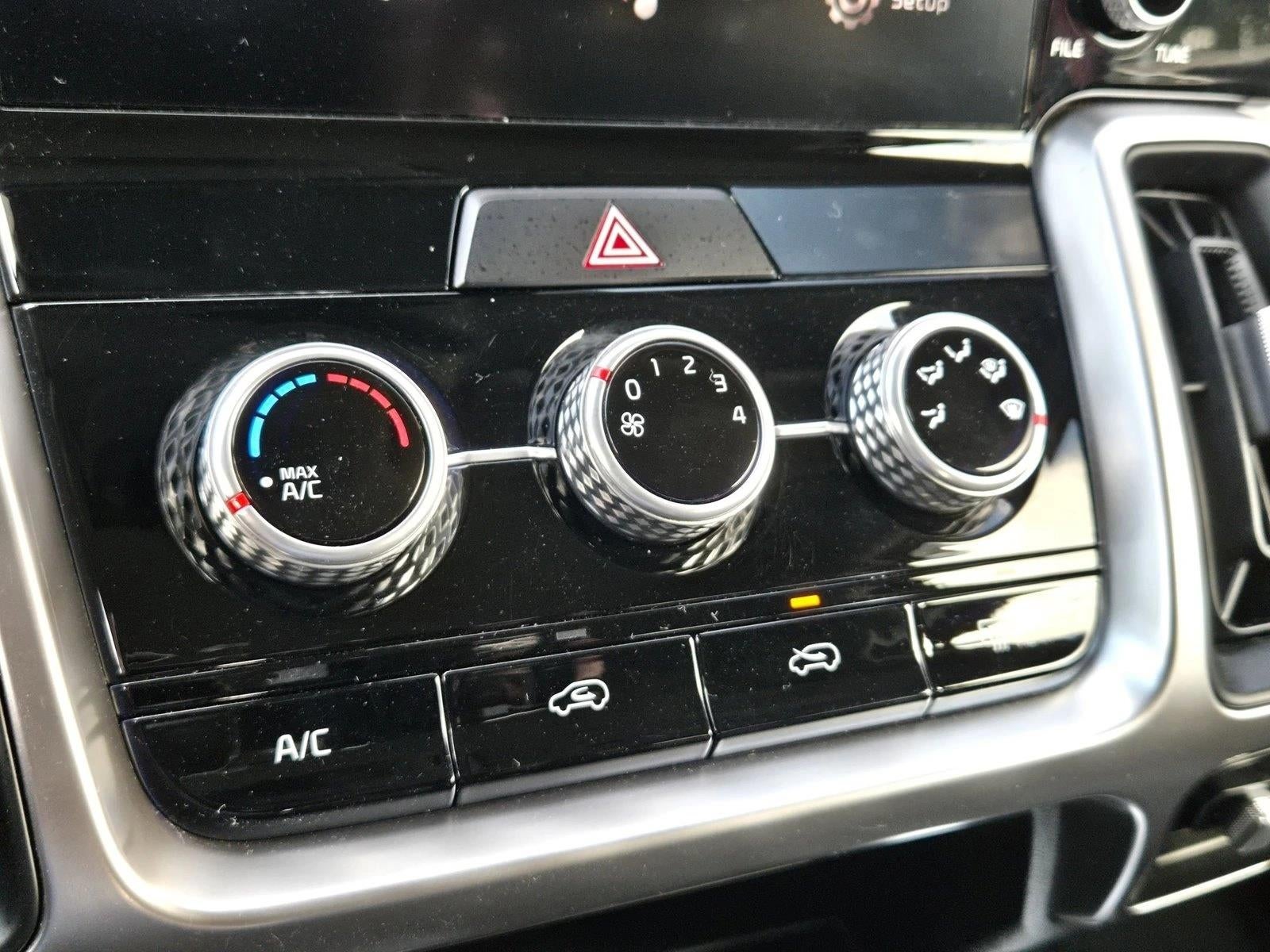 2023 Kia Sorento LX AWD