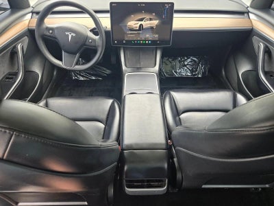 2023 Tesla Model 3 RWD