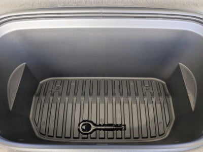 2024 Tesla Model Y Long Range AWD