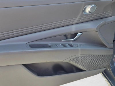 2022 Hyundai ELANTRA SEL IVT