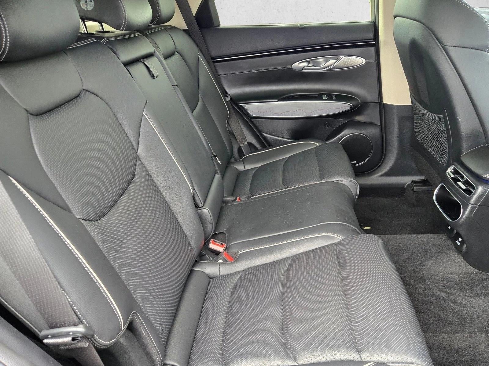 2022 Genesis GV70 2.5T AWD