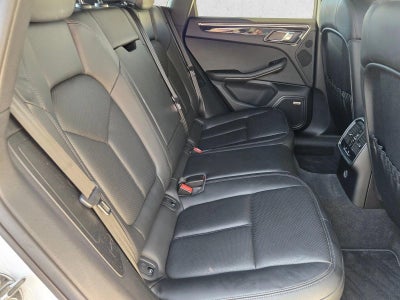 2018 Porsche Macan AWD