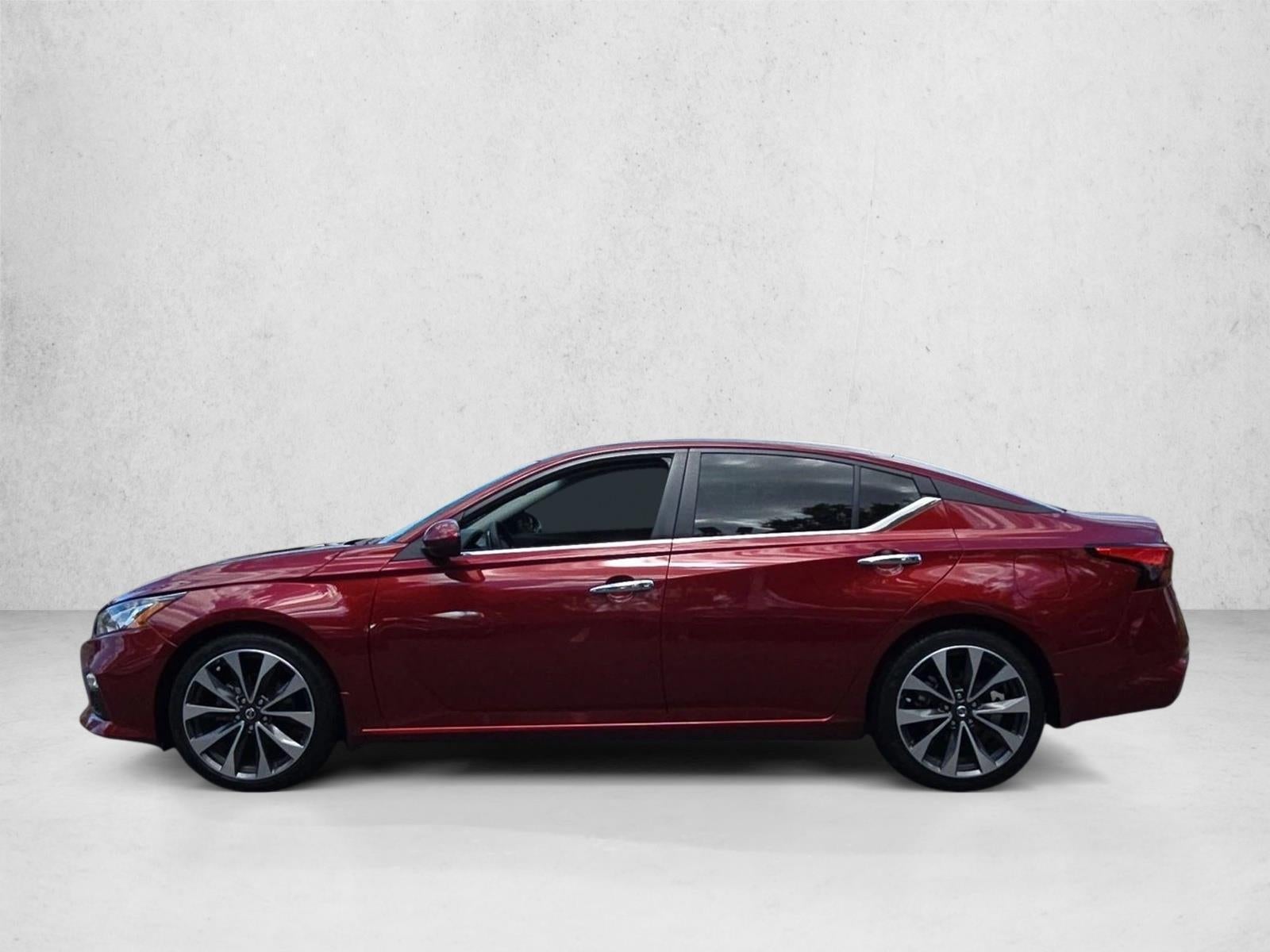 2022 Nissan Altima 2.5 SV Sedan