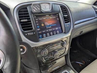 2018 Chrysler 300 Limited RWD