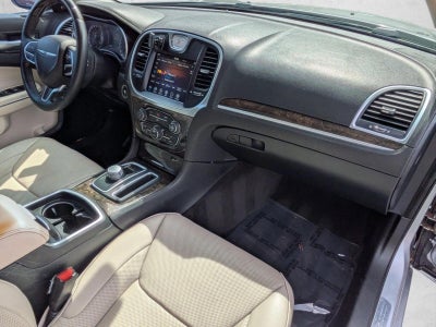 2018 Chrysler 300 Limited RWD