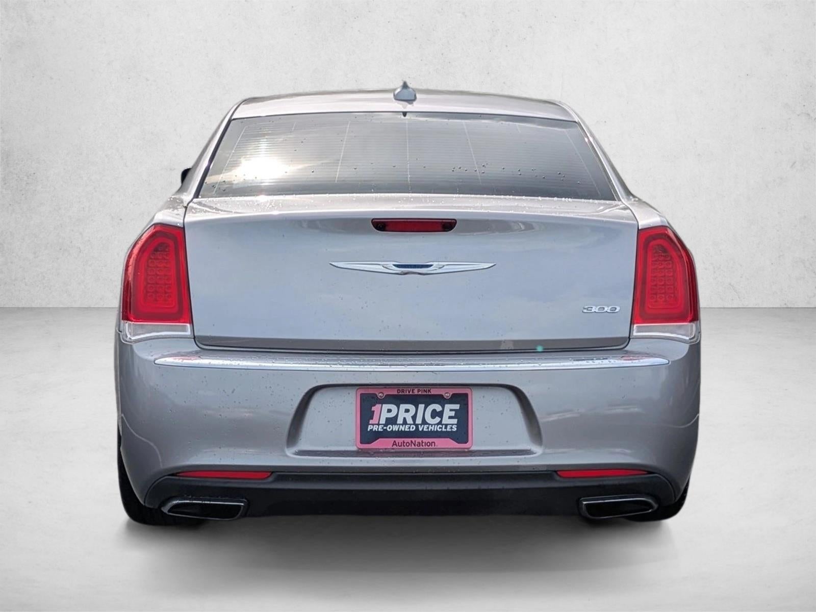 2018 Chrysler 300 Limited RWD