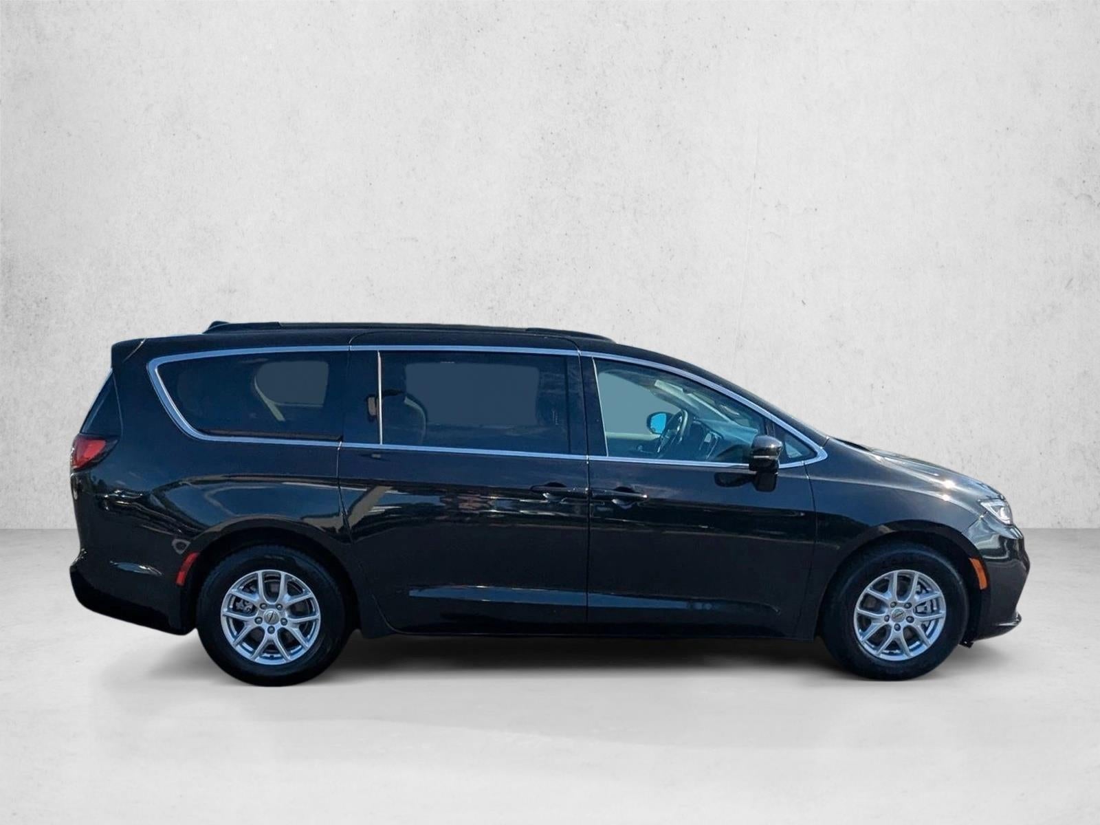 2022 Chrysler Pacifica Touring L FWD