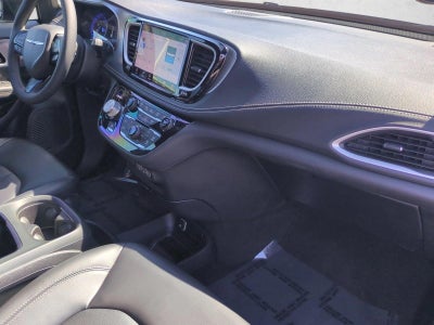 2023 Chrysler Pacifica Touring L FWD
