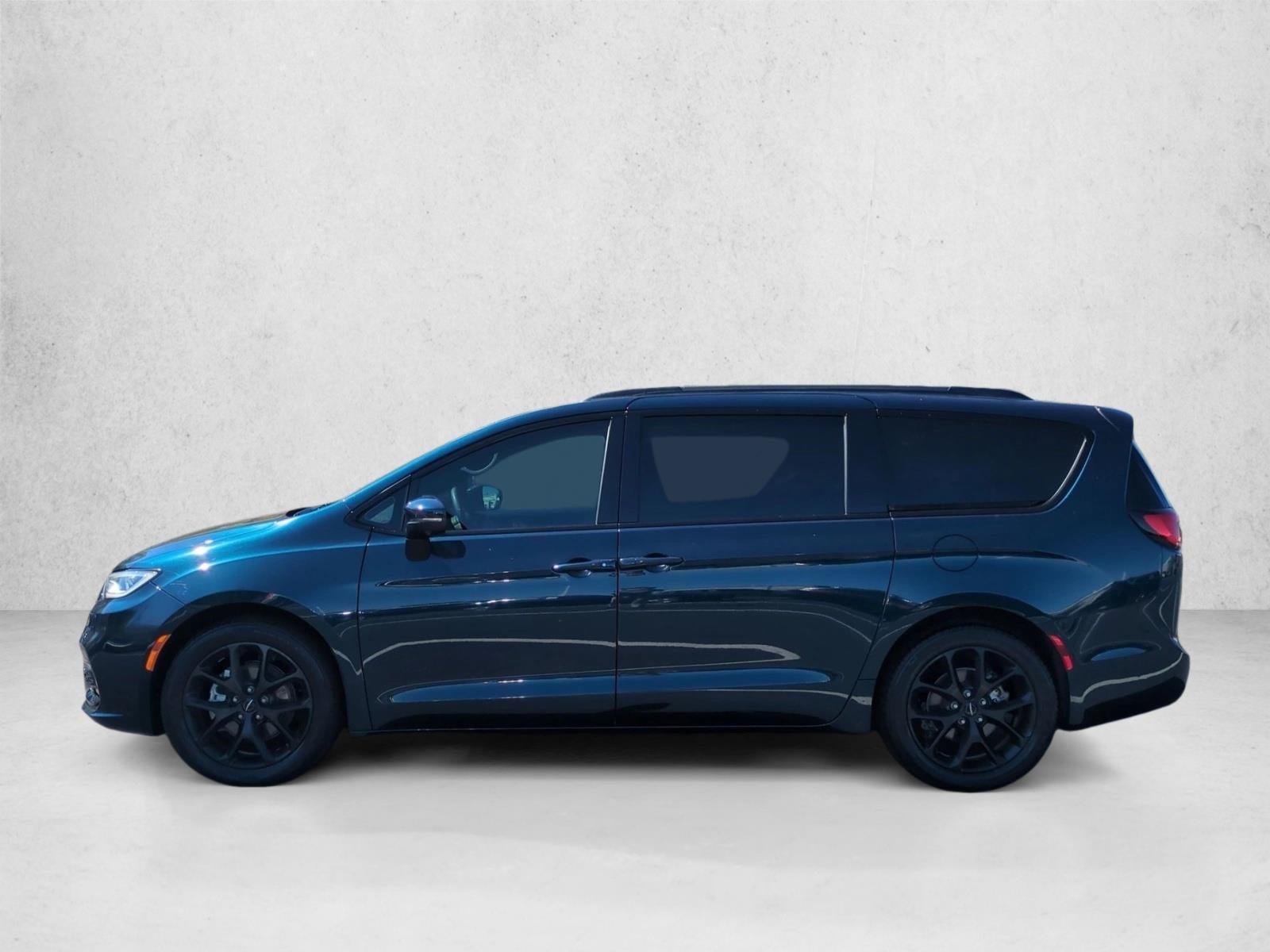 2023 Chrysler Pacifica Touring L FWD