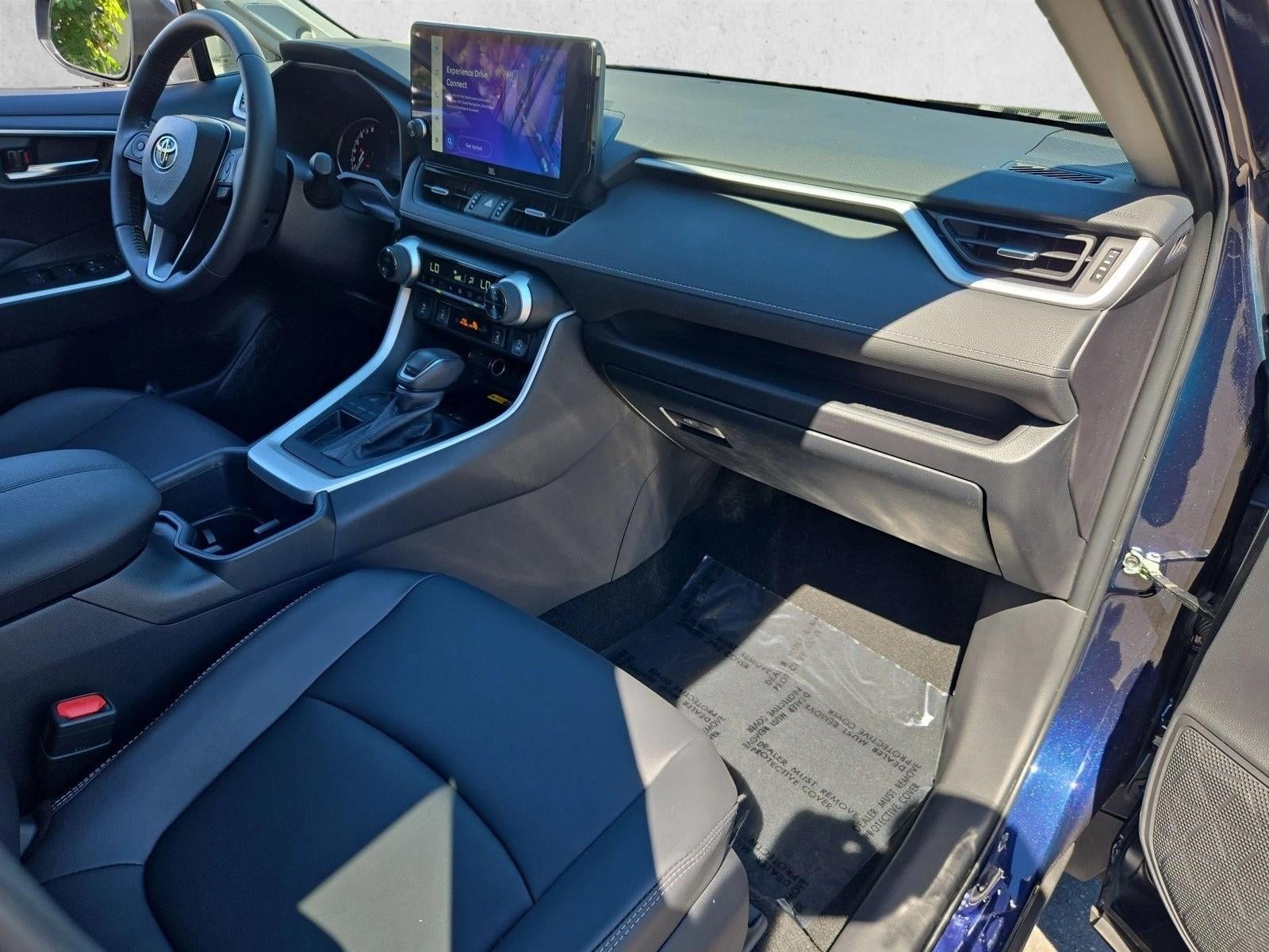 2025 Toyota RAV4 XLE Premium FWD (Natl)