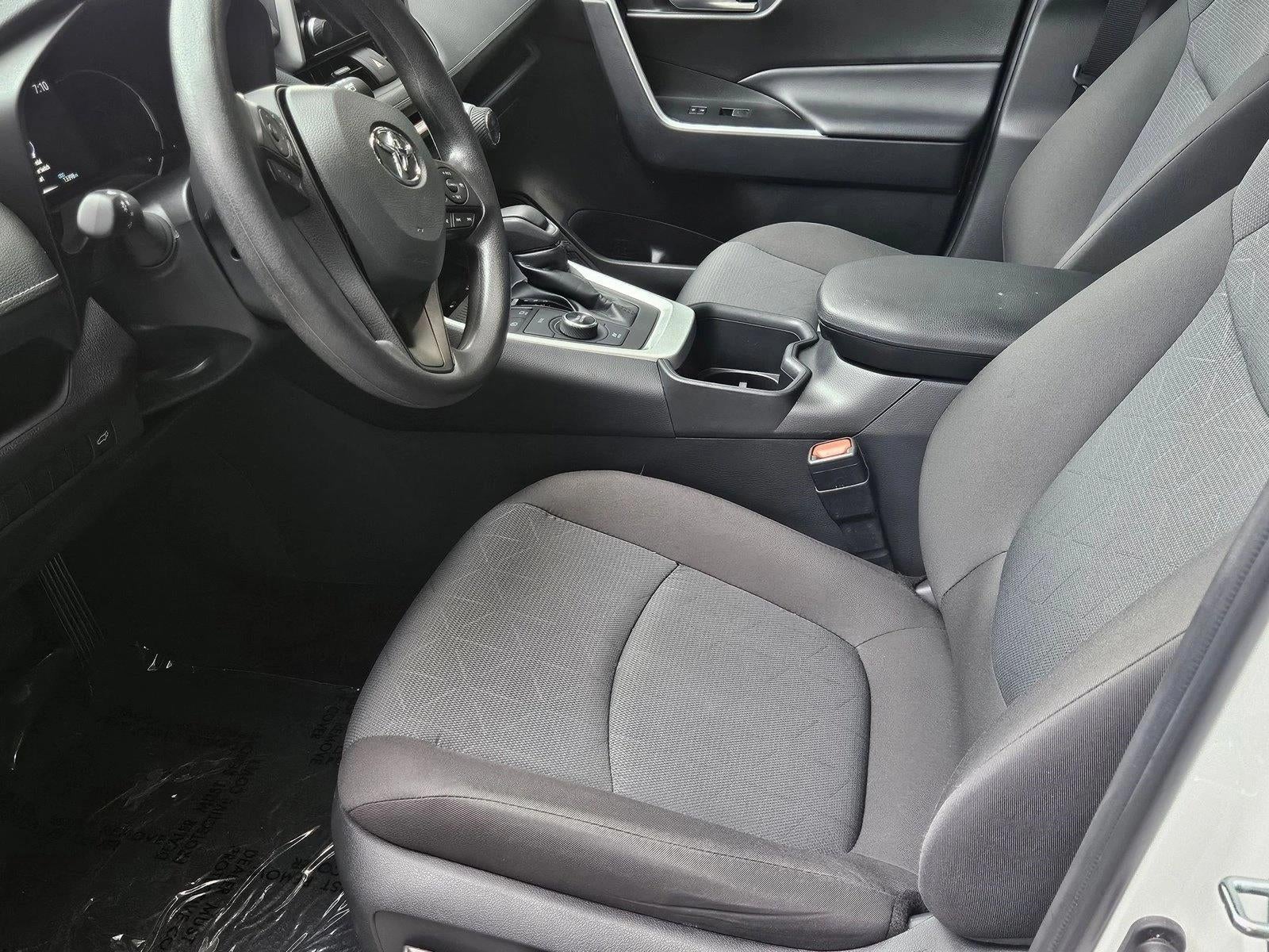 2025 Toyota RAV4 Hybrid XLE AWD (Natl)