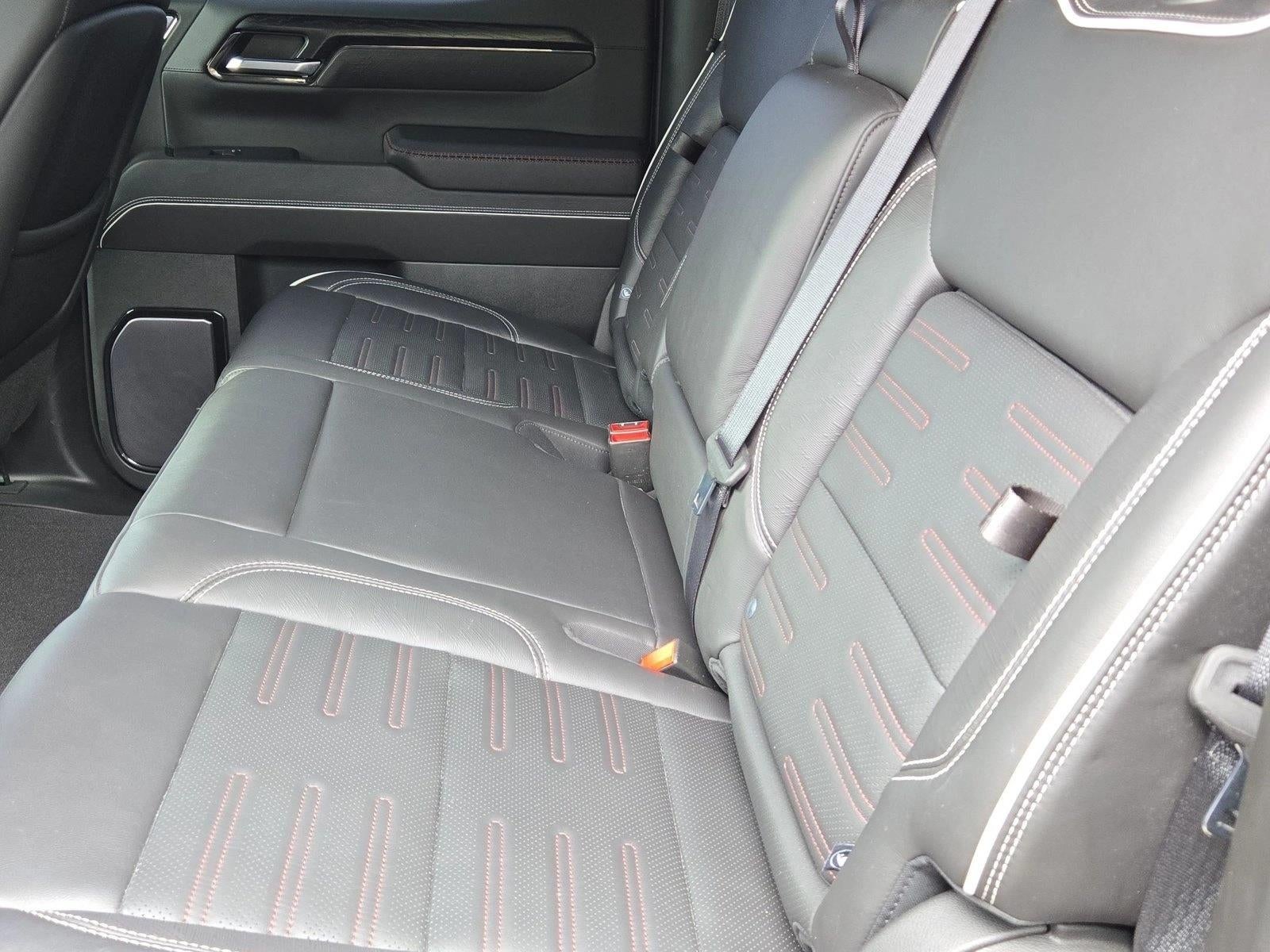 2022 GMC Sierra 1500 Crew Cab Short Box 4-Wheel Drive AT4X
