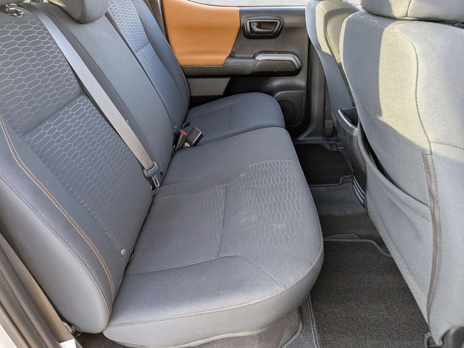 2018 Toyota Tacoma SR5 Double Cab 5' Bed V6 4x2 AT (GS)