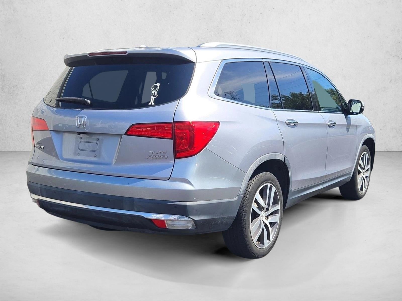 2018 Honda Pilot Elite AWD