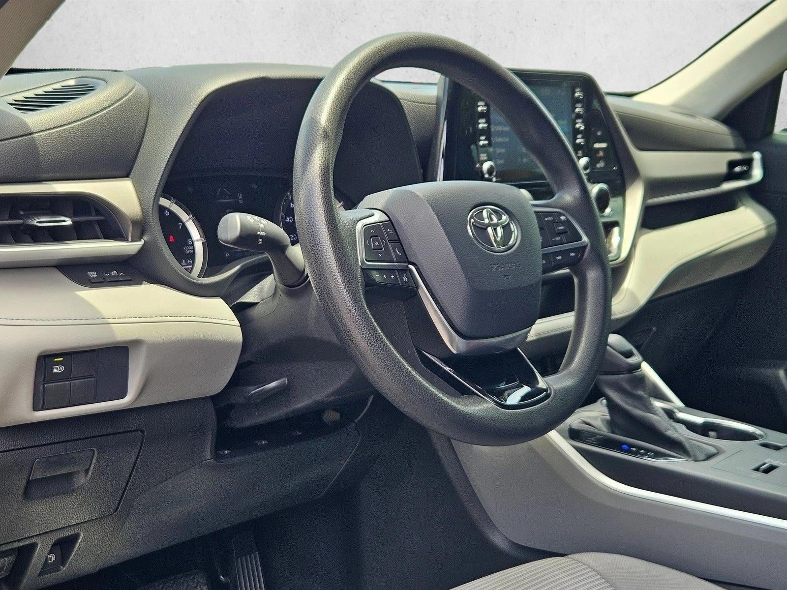 2021 Toyota Highlander L FWD (Natl)