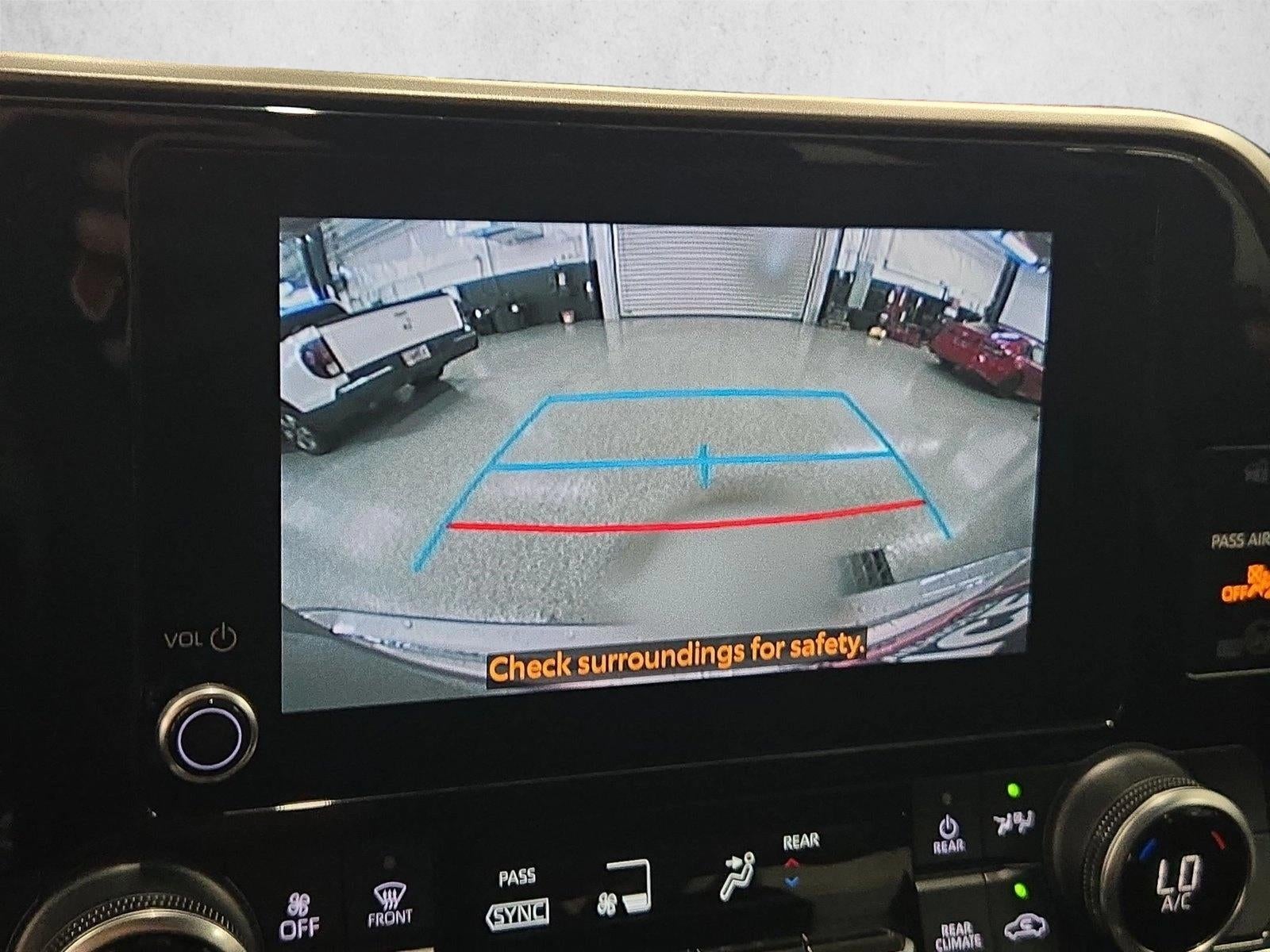 2024 Toyota Highlander LE FWD (Natl)