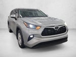 2024 Toyota Highlander LE FWD (Natl)