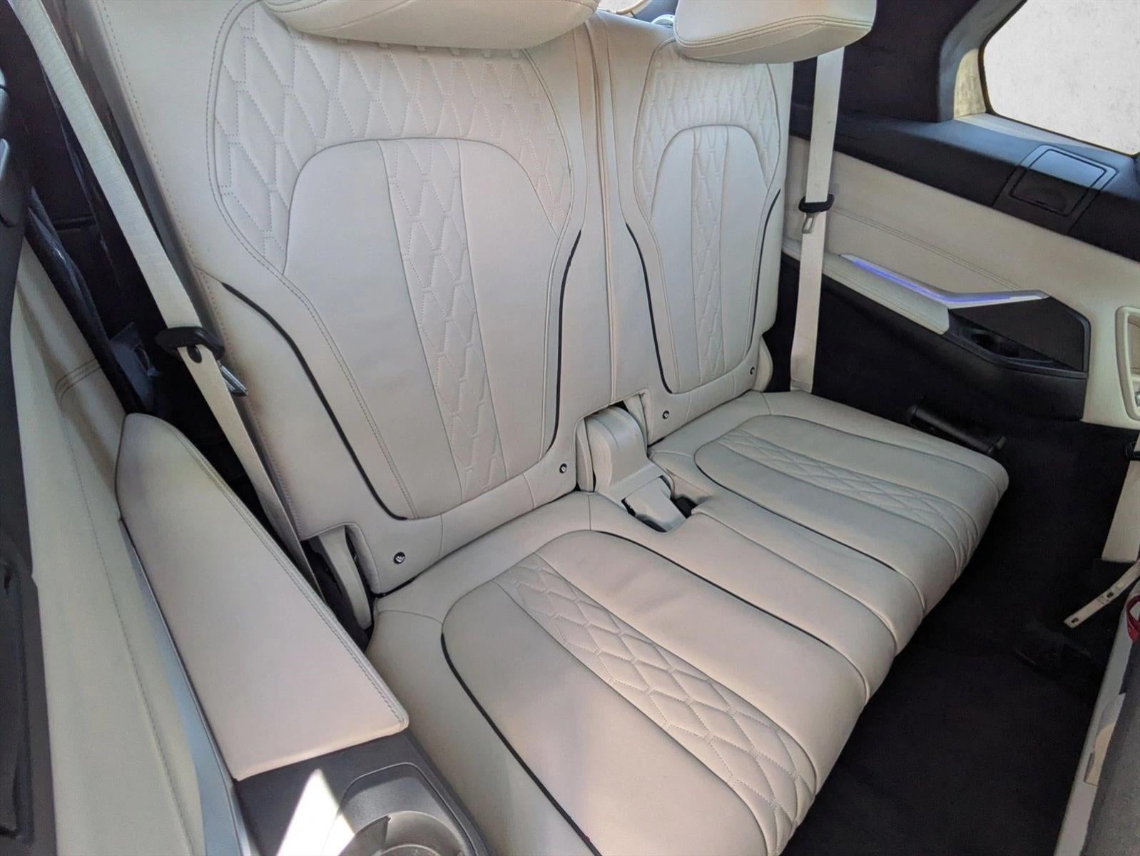 2021 BMW X7 xDrive40i Sports Activity Vehicle