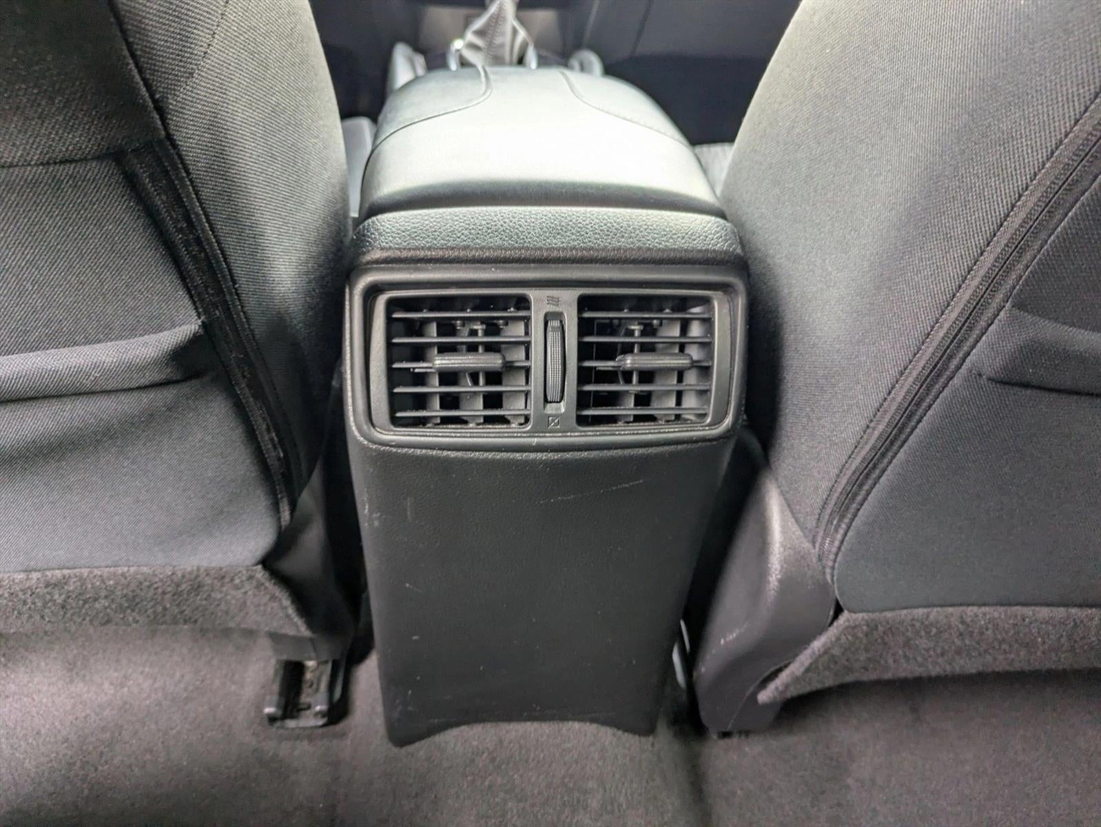 2017 Nissan Rogue AWD S