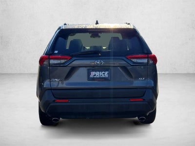 2019 Toyota RAV4 XLE FWD (GS)