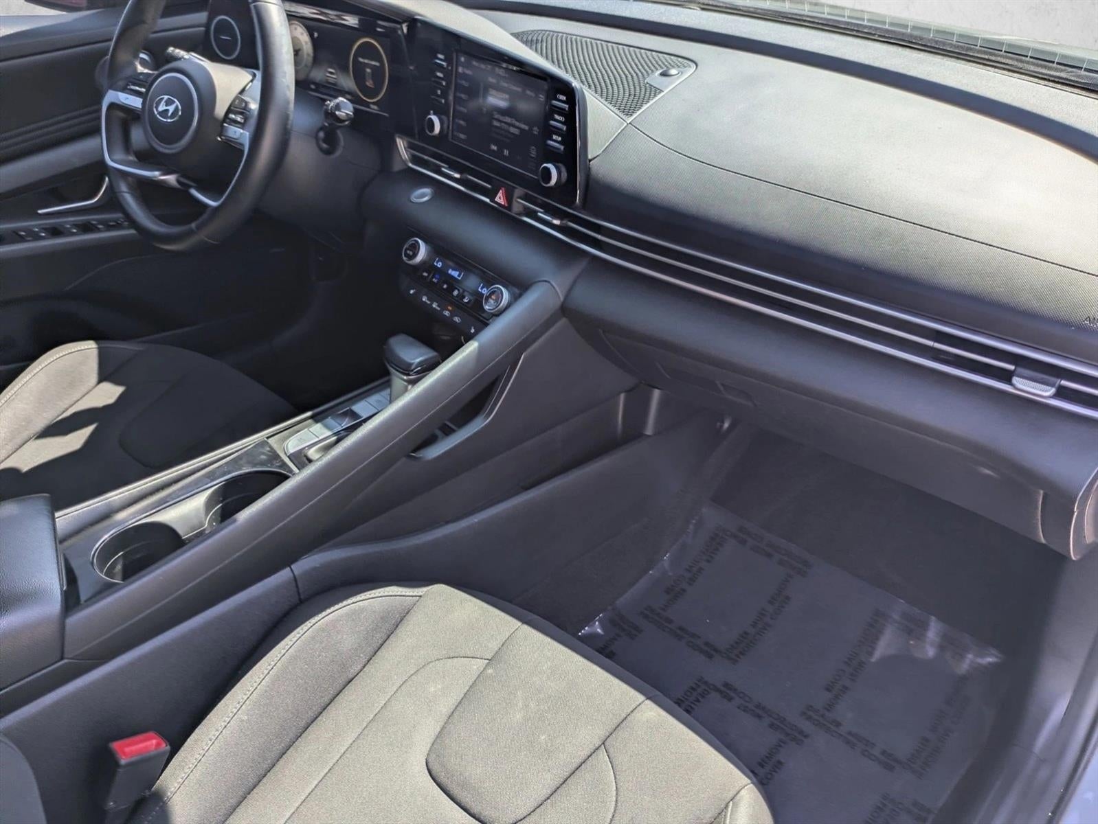 2021 Hyundai ELANTRA SEL IVT