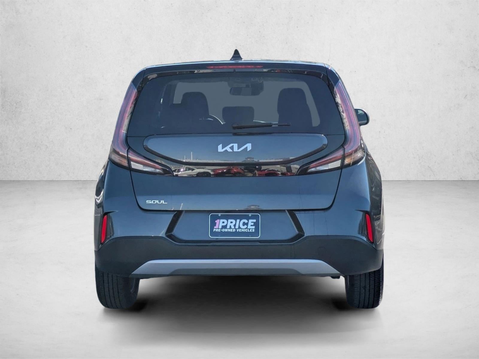 2024 Kia Soul LX IVT