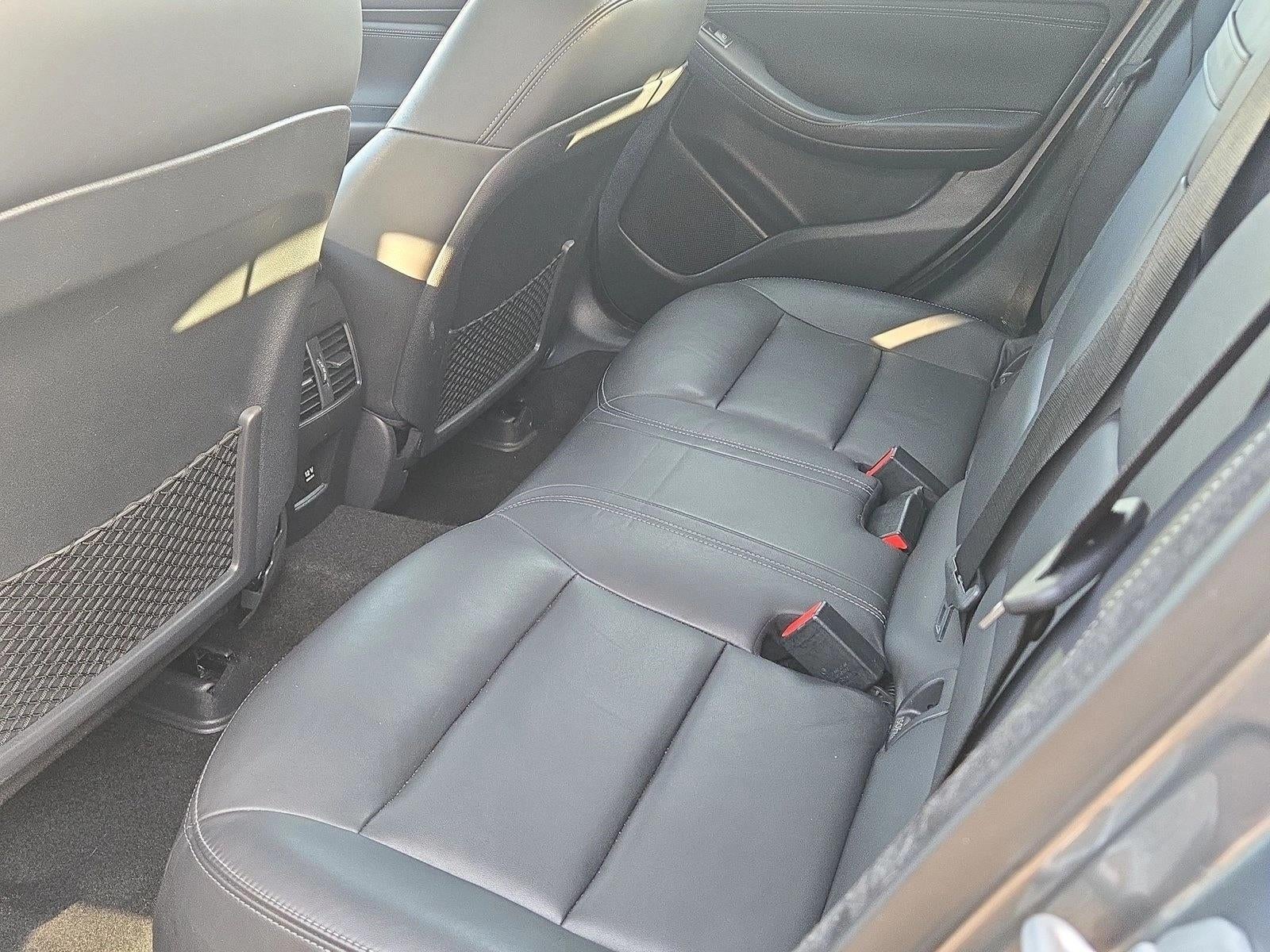 2017 INFINITI QX30 Luxury FWD
