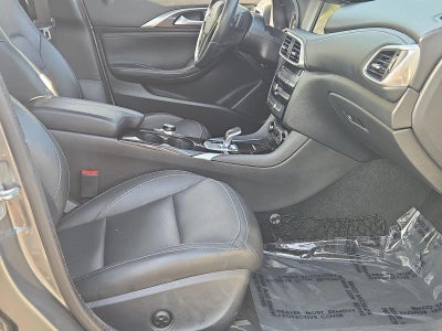 2017 INFINITI QX30 Luxury FWD