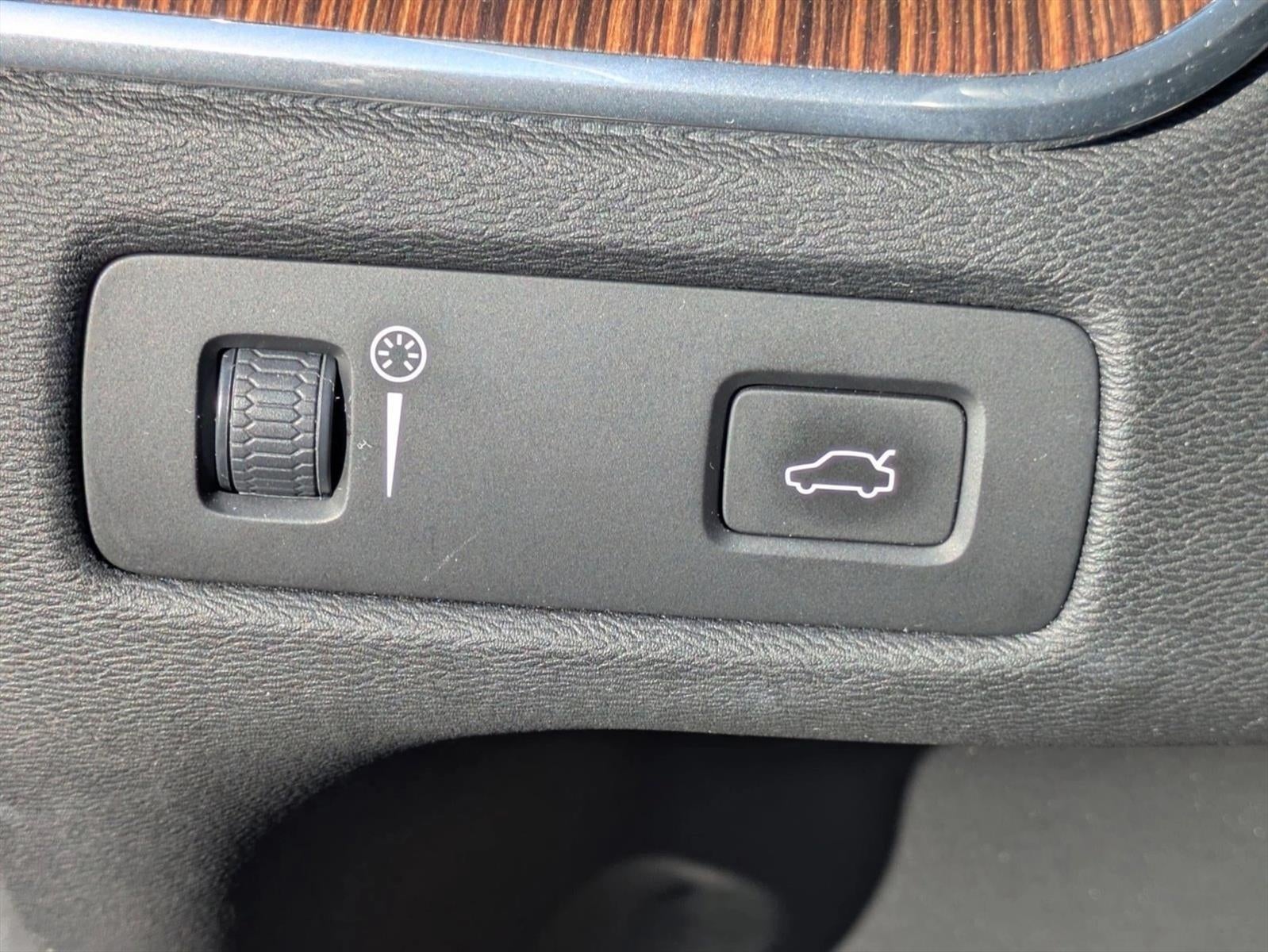 2020 Volvo XC60 T5 FWD Inscription