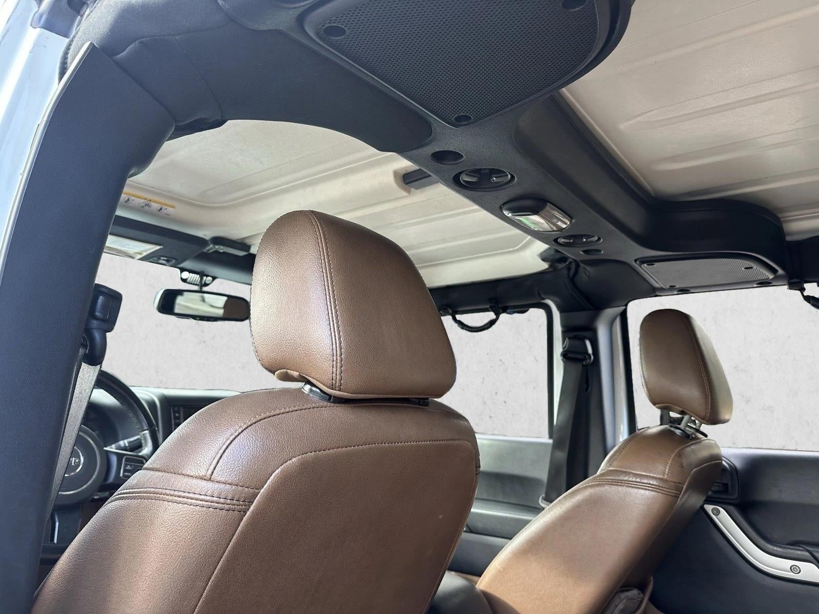 2016 Jeep Wrangler Unlimited 4WD 4dr Sahara