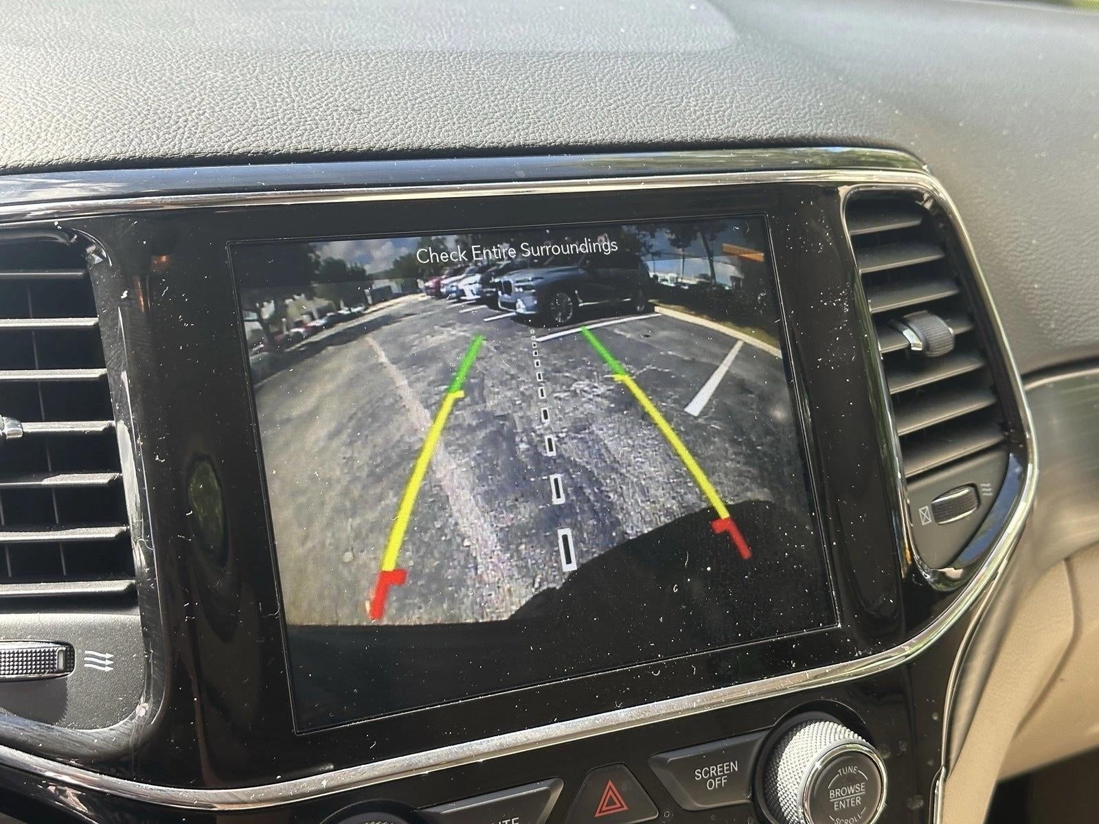 2019 Jeep Grand Cherokee Laredo E 4x4