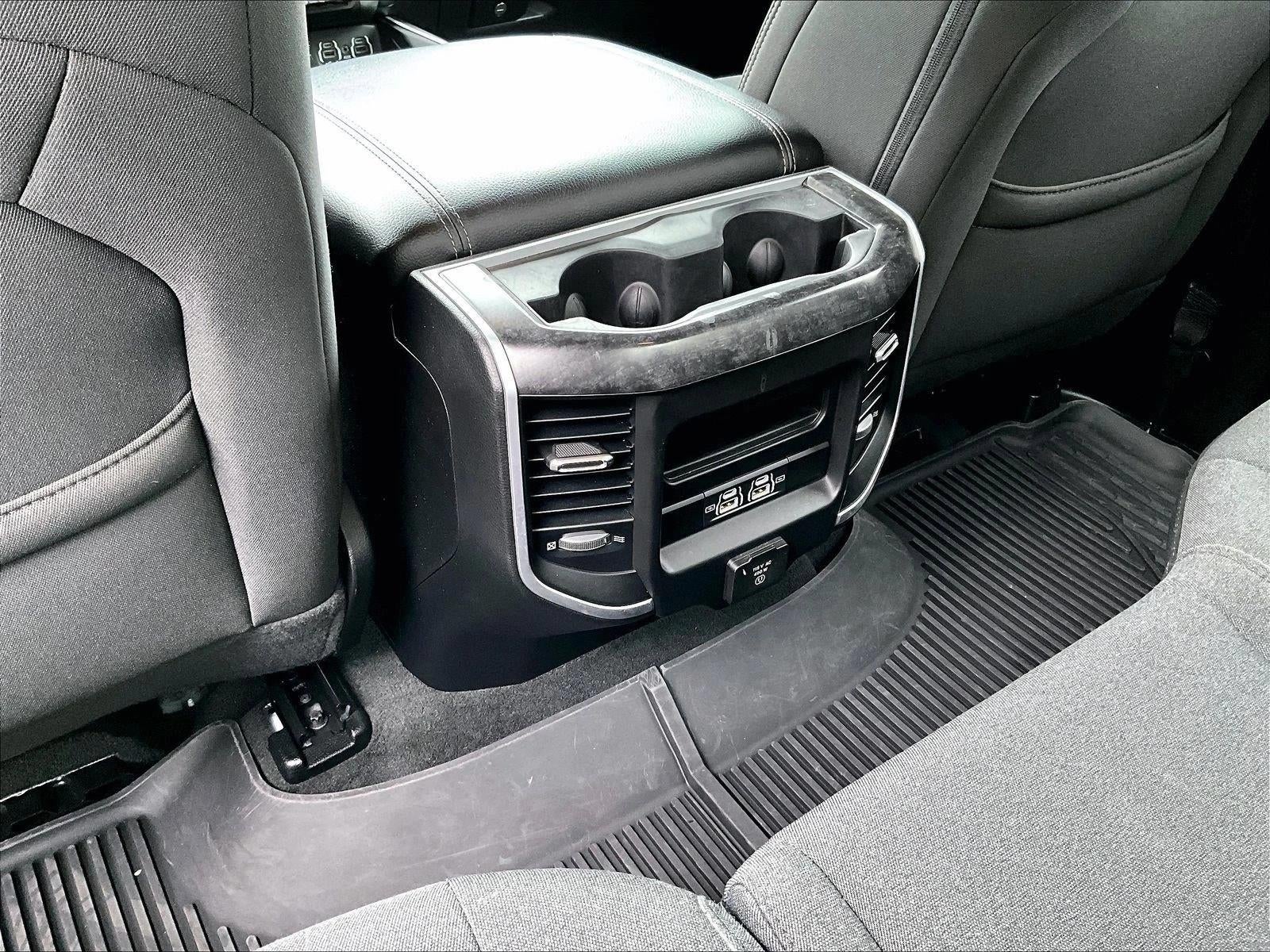 2022 RAM 1500 Big Horn 4x2 Quad Cab 6'4" Box