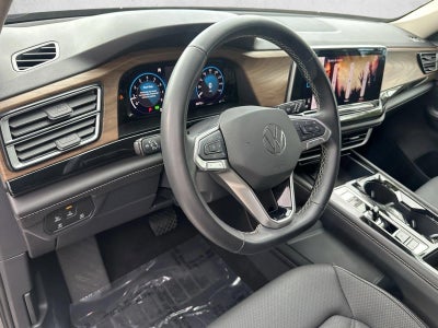 2025 Volkswagen Atlas 2.0T SE w/Technology FWD