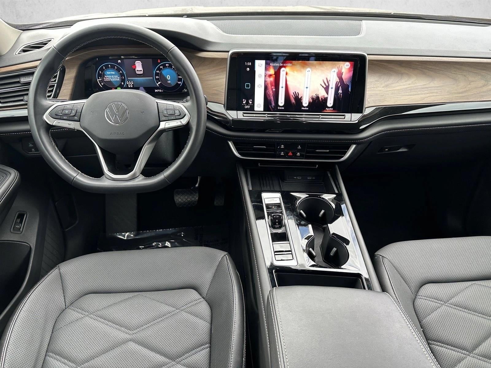 2025 Volkswagen Atlas 2.0T SE w/Technology FWD