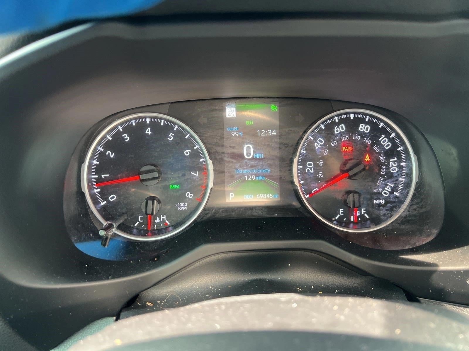 2022 Toyota RAV4 XLE Premium FWD (Natl)