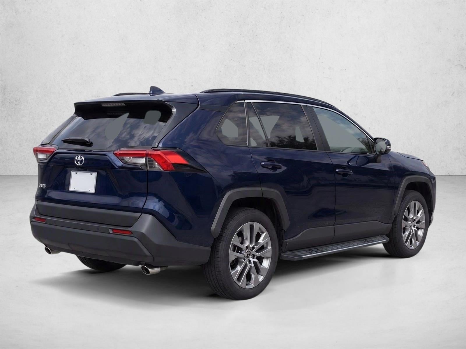 2022 Toyota RAV4 XLE Premium FWD (Natl)