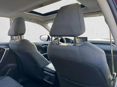 2021 Toyota RAV4 XLE FWD (GS)