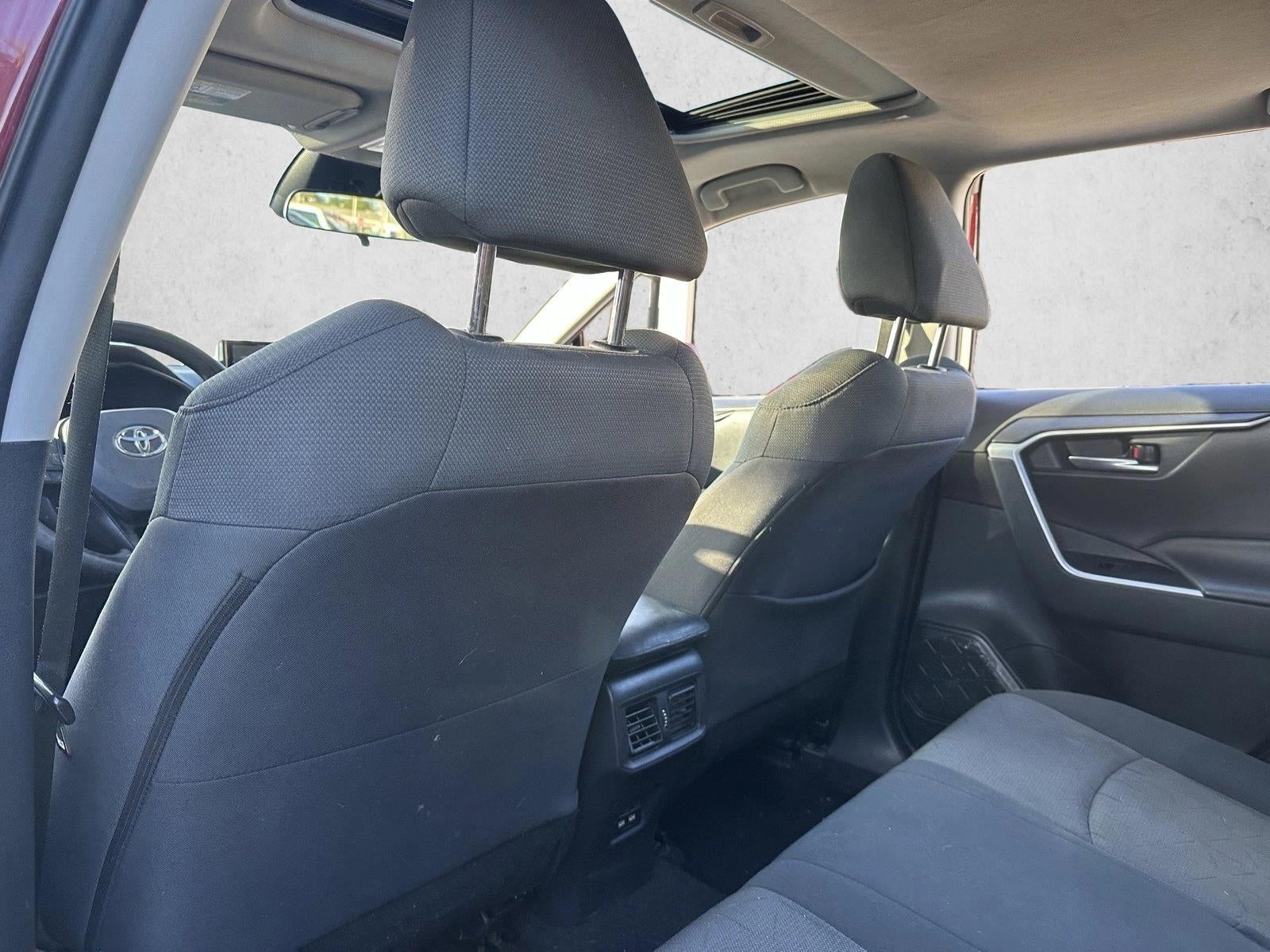 2021 Toyota RAV4 XLE FWD (GS)