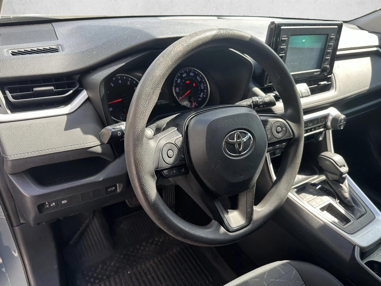 2020 Toyota RAV4 XLE FWD (GS)