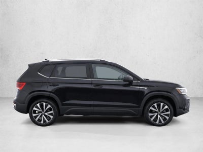 2022 Volkswagen Taos SE FWD