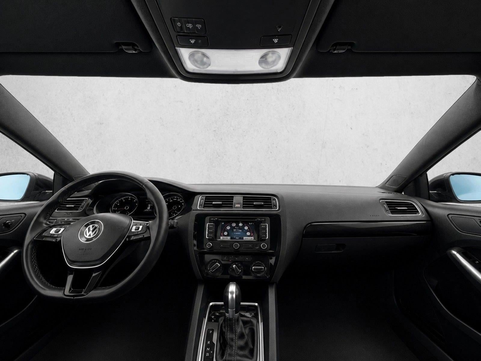 2015 Volkswagen Jetta 4dr Auto 1.8T Sport PZEV Sedan