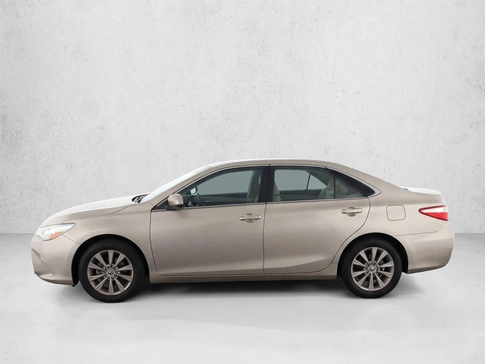 2015 Toyota Camry 4dr Sdn I4 Auto XLE (SE)