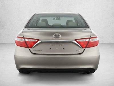 2015 Toyota Camry 4dr Sdn I4 Auto XLE (SE)