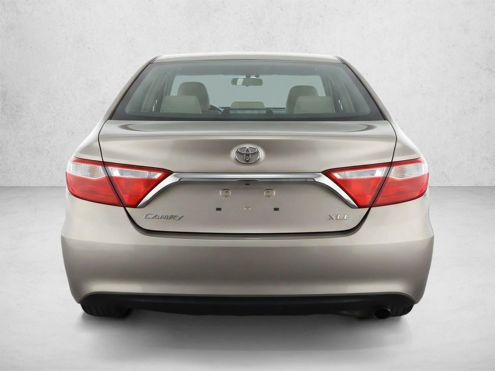 2015 Toyota Camry 4dr Sdn I4 Auto XLE (SE)