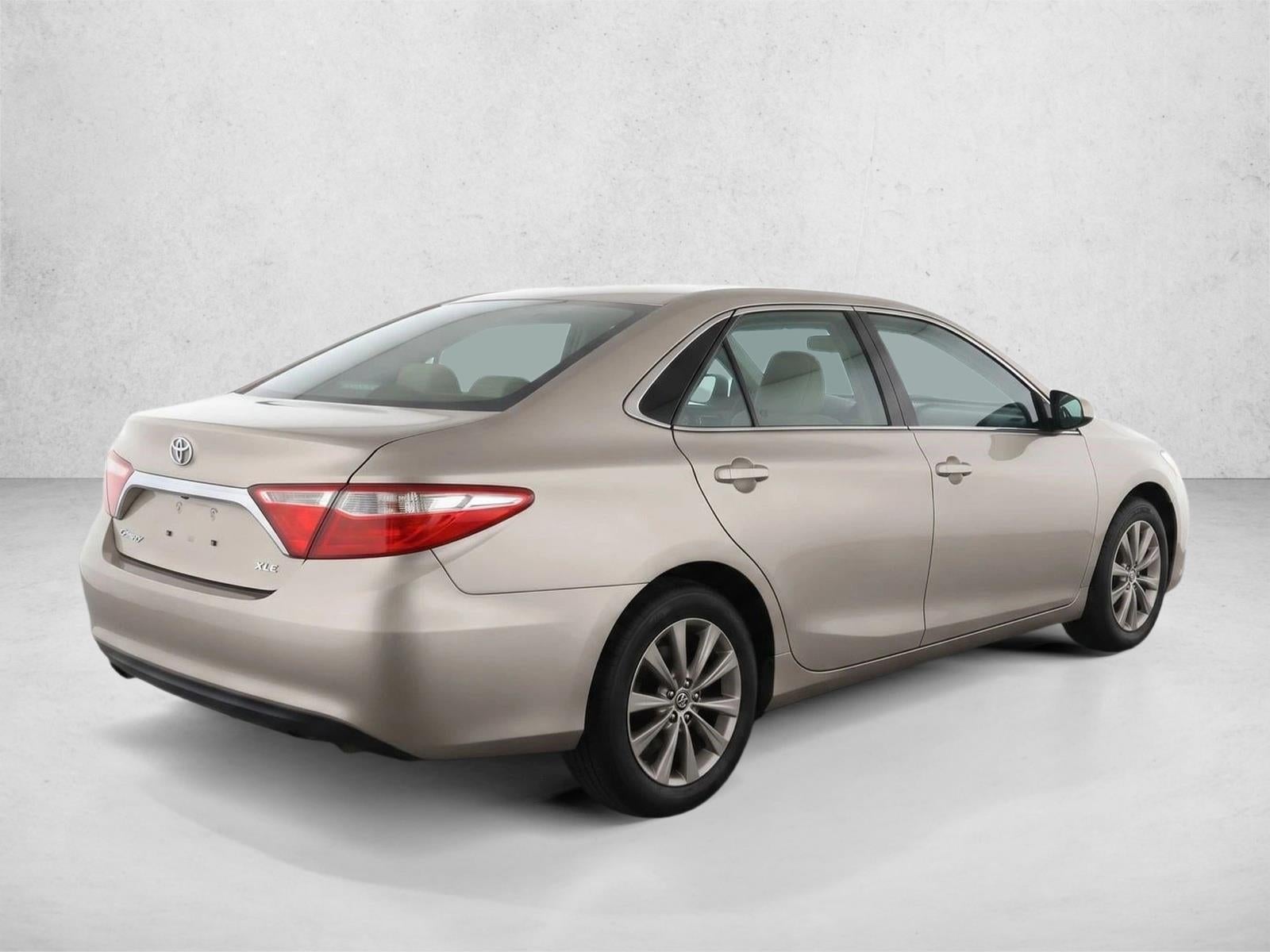 2015 Toyota Camry 4dr Sdn I4 Auto XLE (SE)
