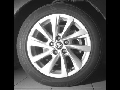 2024 Toyota Camry LE Auto (SE)