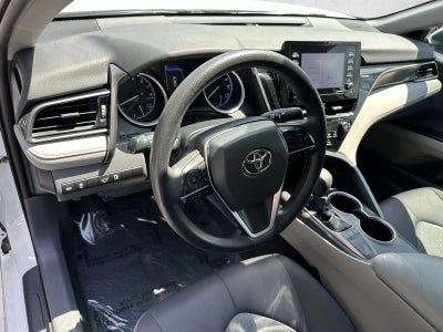 2022 Toyota Camry LE Auto (SE)