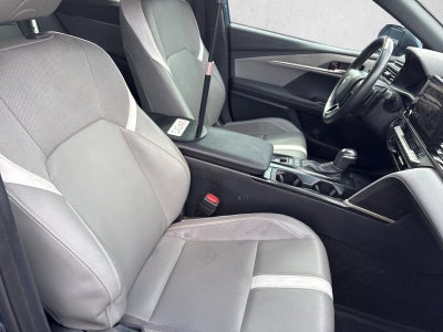 2025 Toyota Camry SE (SE)